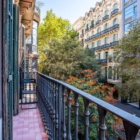 The Collection - Comfortable And Huge 4bd - 2bth Rambla Catalunya *