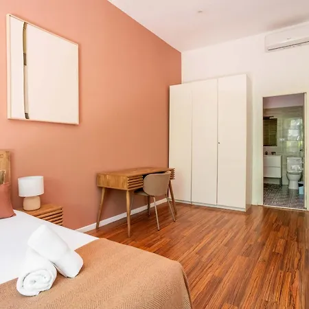 The Collection - Comfortable And Huge 5bd - 2bth Rambla Catalunya Apartman *