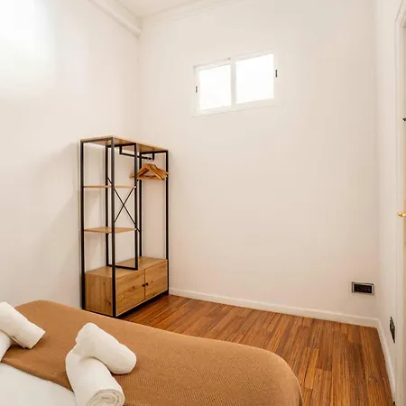 The Collection - Comfortable And Huge 5bd - 2bth Rambla Catalunya
