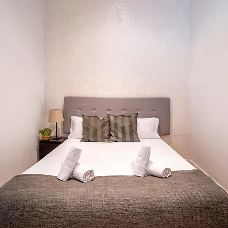 The Collection - Comfortable And Huge 4bd - 2bth Rambla Catalunya